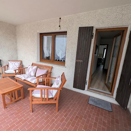 Spazioso E Completo Appartamento Con 3 Camere, Doppi Servizi, Fino A 8 Posti Letto เปดาเวนา ภายนอก รูปภาพ