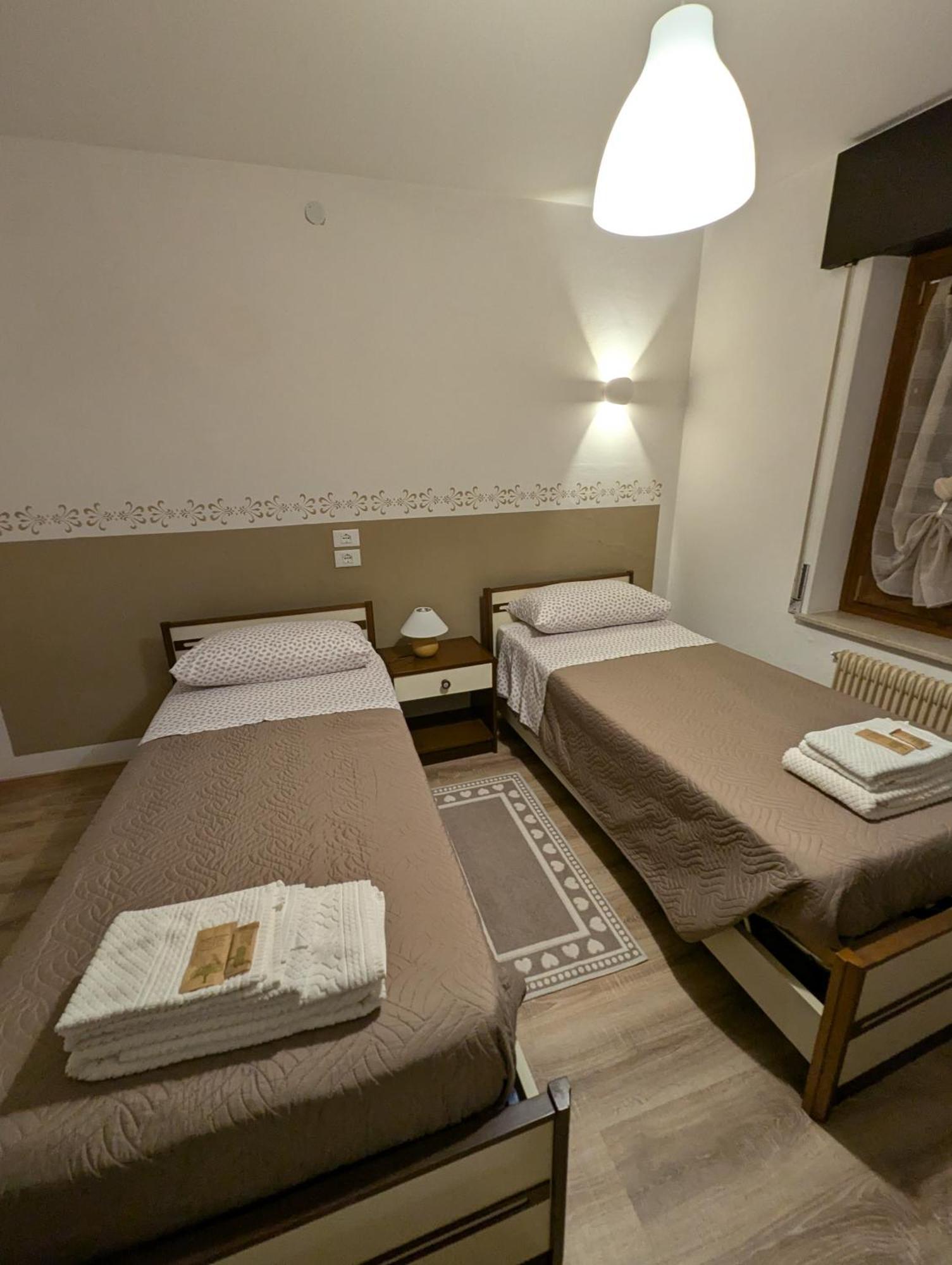 Spazioso E Completo Appartamento Con 3 Camere, Doppi Servizi, Fino A 8 Posti Letto เปดาเวนา ภายนอก รูปภาพ