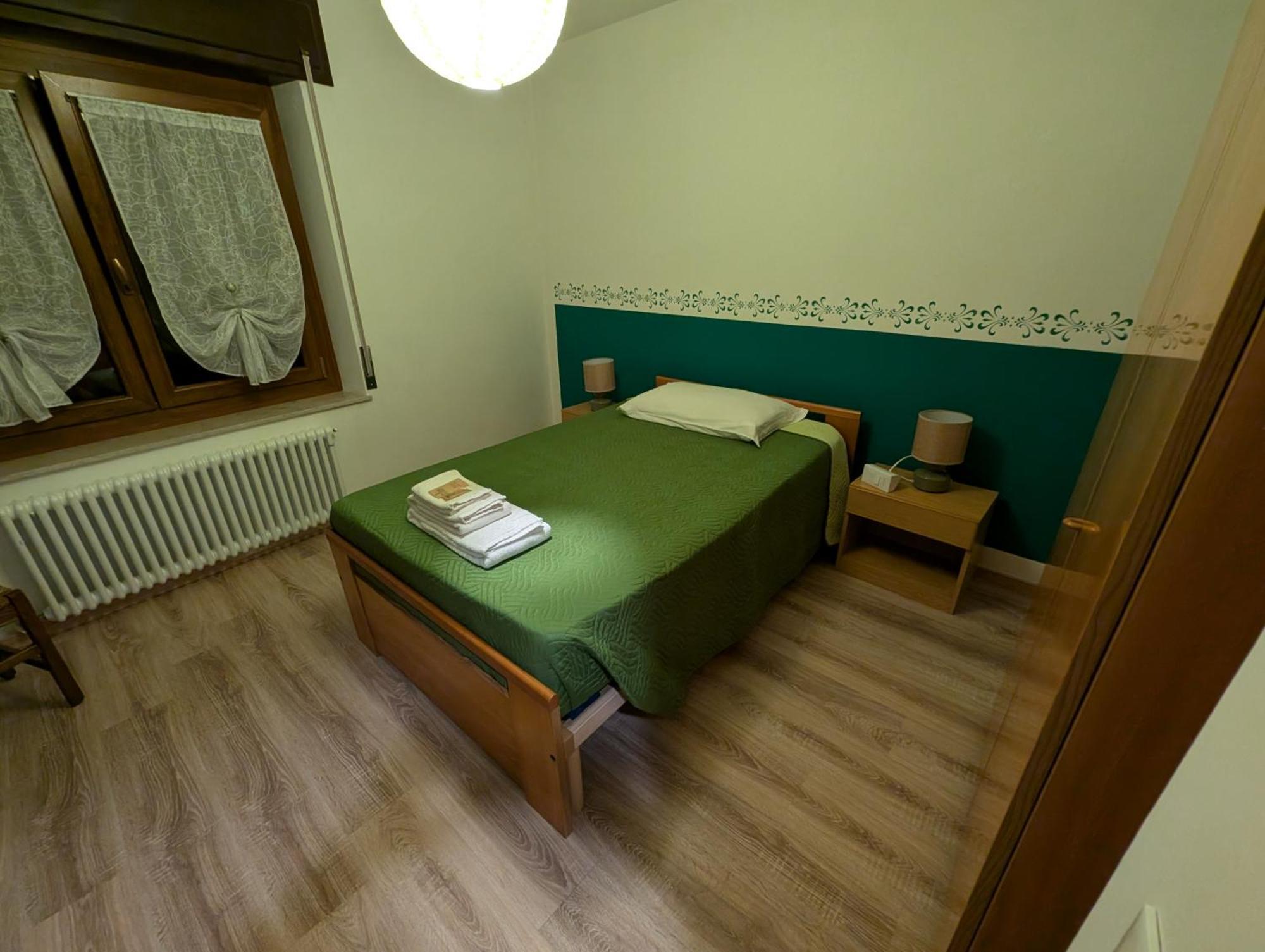 Spazioso E Completo Appartamento Con 3 Camere, Doppi Servizi, Fino A 8 Posti Letto เปดาเวนา ภายนอก รูปภาพ